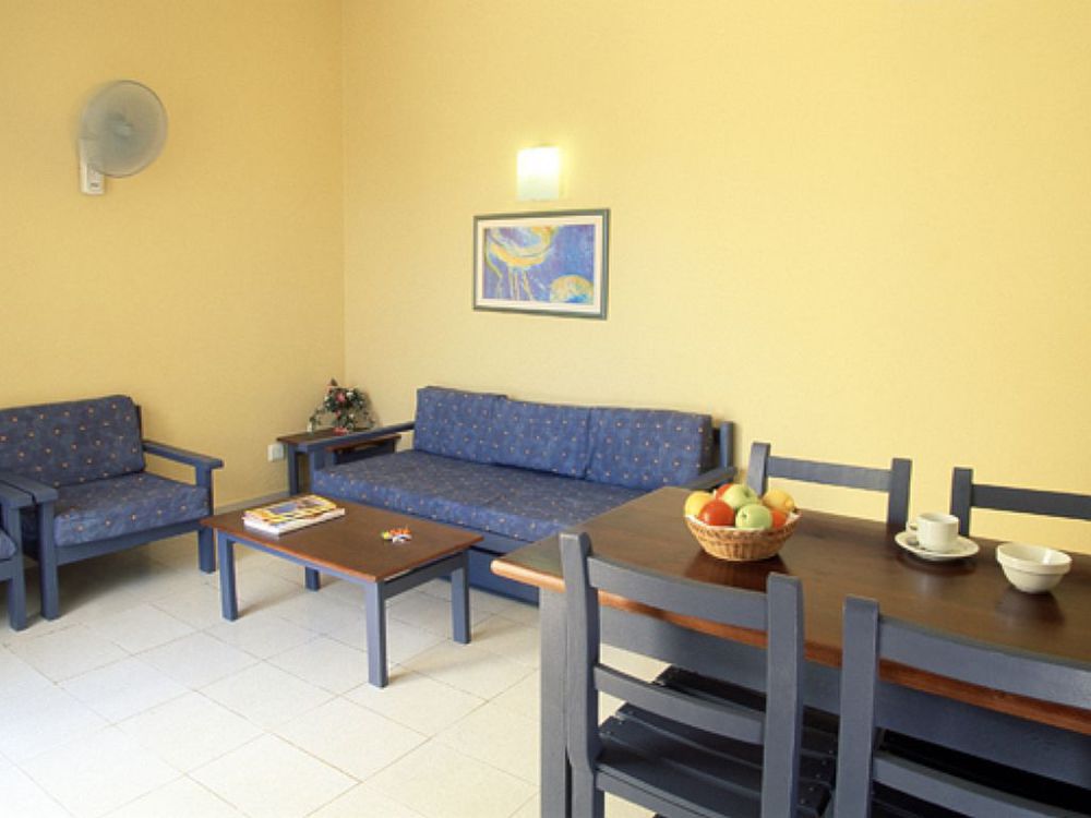 Aparthotel Sagitario Menorca Mar Adults Only Cala en Bosch Zewnętrze zdjęcie